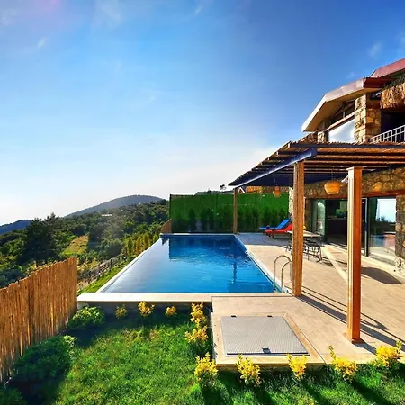 Villa 2 Bedroom Private Located In Oludeniz